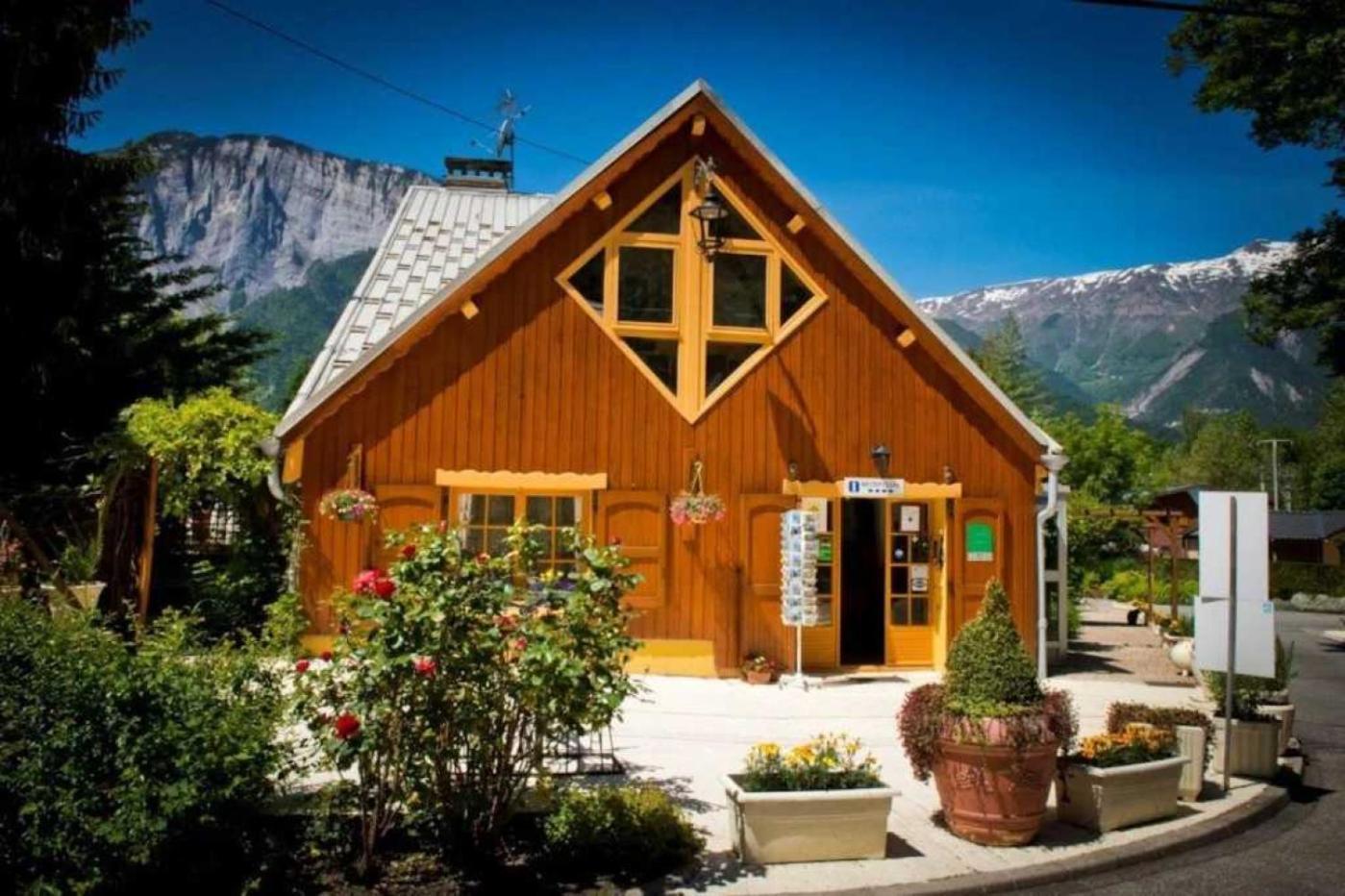 Camping 5 Etoiles - Piscine - Eeceff Le Bourg-dʼOisans Eksteriør bilde